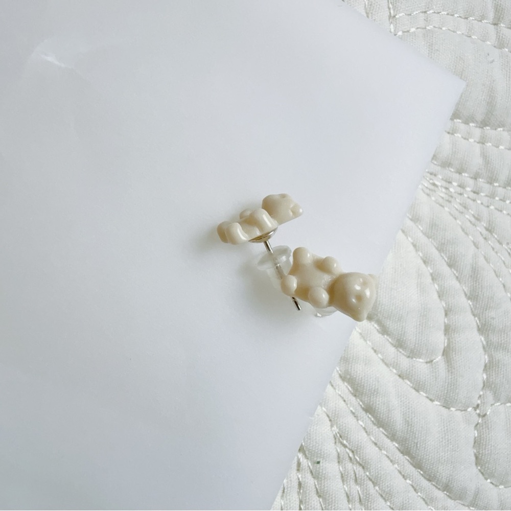 Modu atlier tiny bear earrings